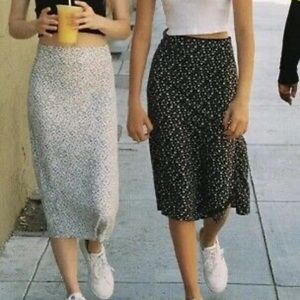 Brandy Melville skirt